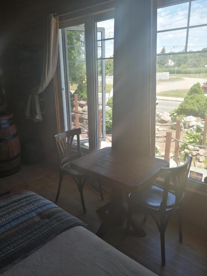 L'Oasis Du Pirate Bed and Breakfast Lévis Eksteriør billede